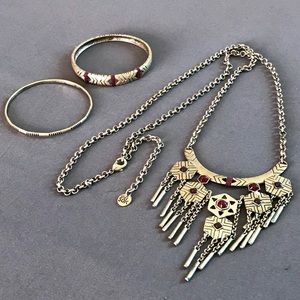 The Sak necklace/bracelet set